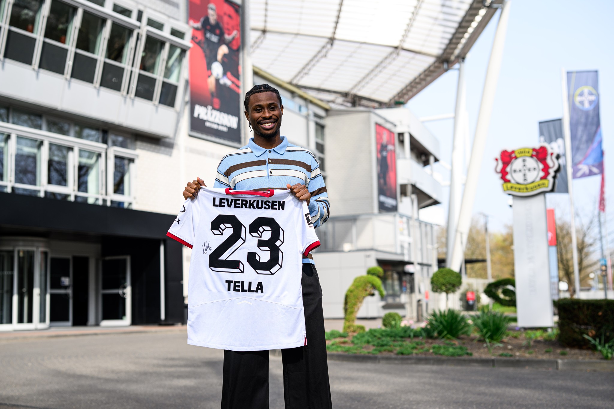 Confirmed: Nigeria winger Nathan Tella signs new contract with Bayer Leverkusen